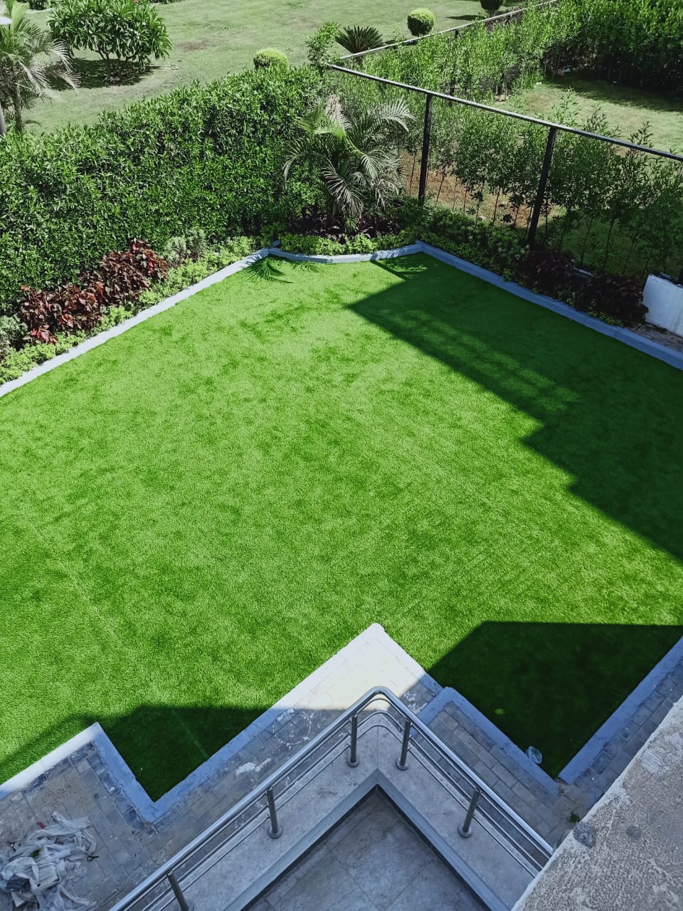 حديقة نجيل اصطناعية - صورة 8