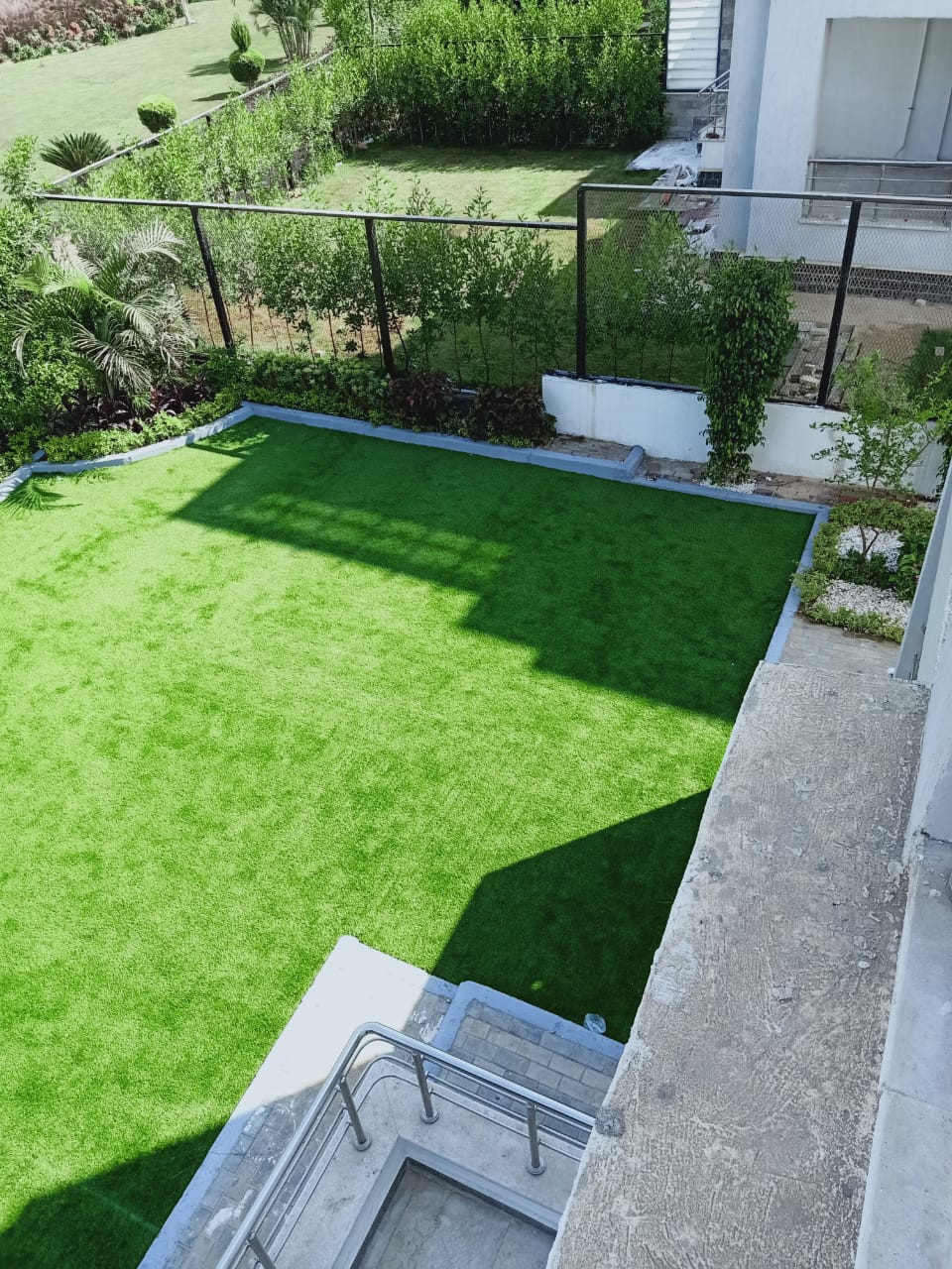 حديقة نجيل اصطناعية